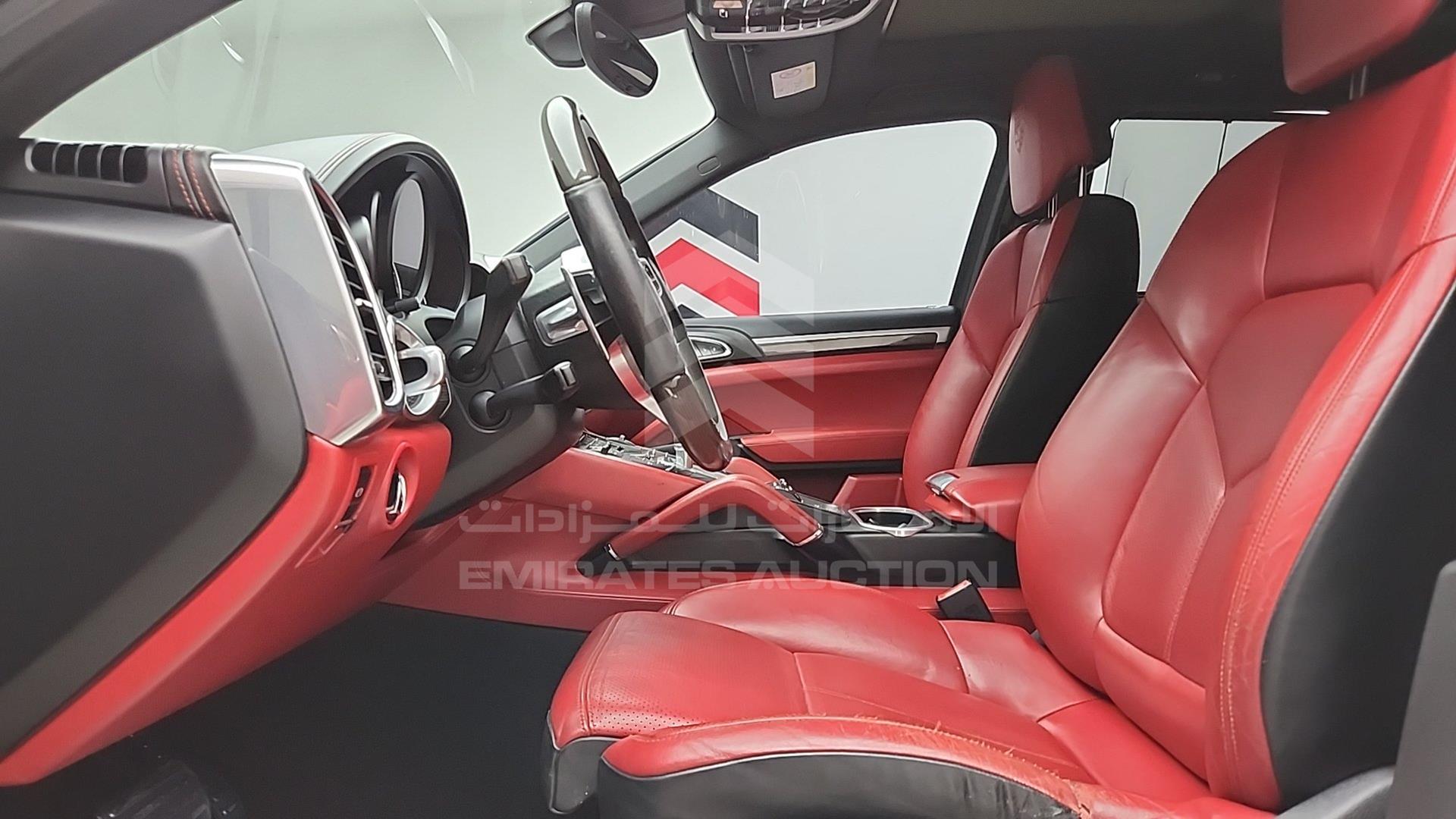 2015 PORSCHE CAYENNE VIN: WP1ZZZ92ZFLA60629