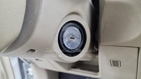 2008 Nissan Tiida — Keys — Photo 5 — Thumbnail
