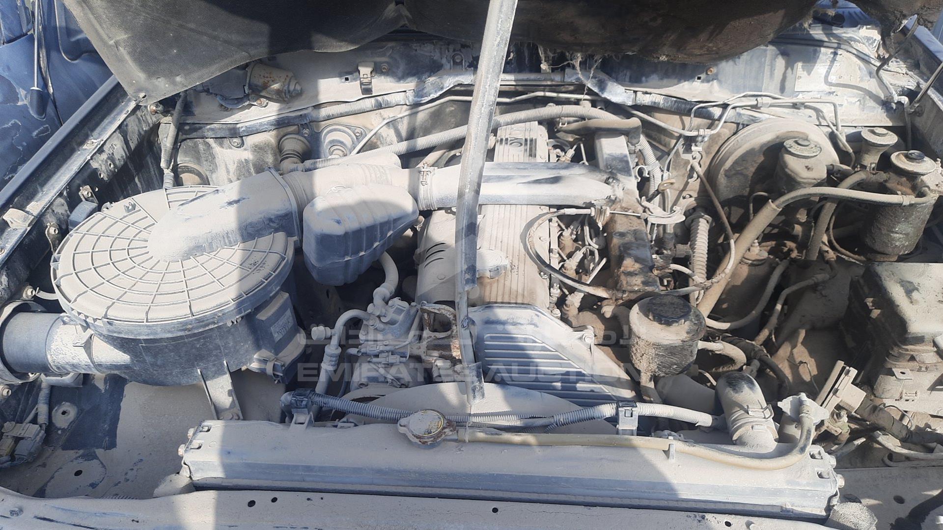 2004 TOYOTA LAND CRUISER VIN: JTECB09J943013719