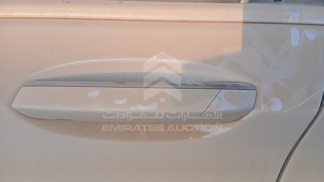 2017 BMW 730 — Keys — Photo 4