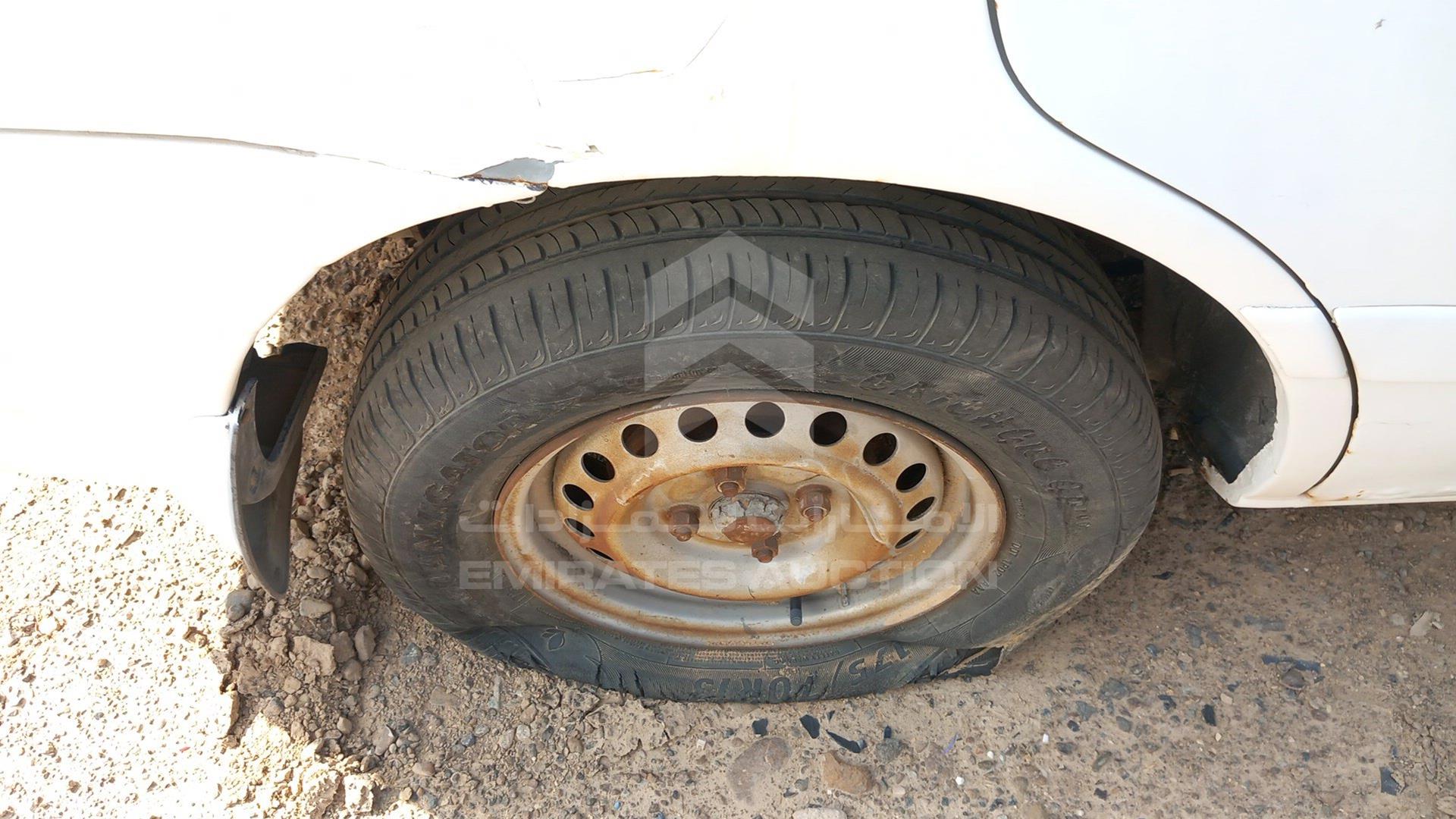0 TOYOTA --- VIN: EL400028584