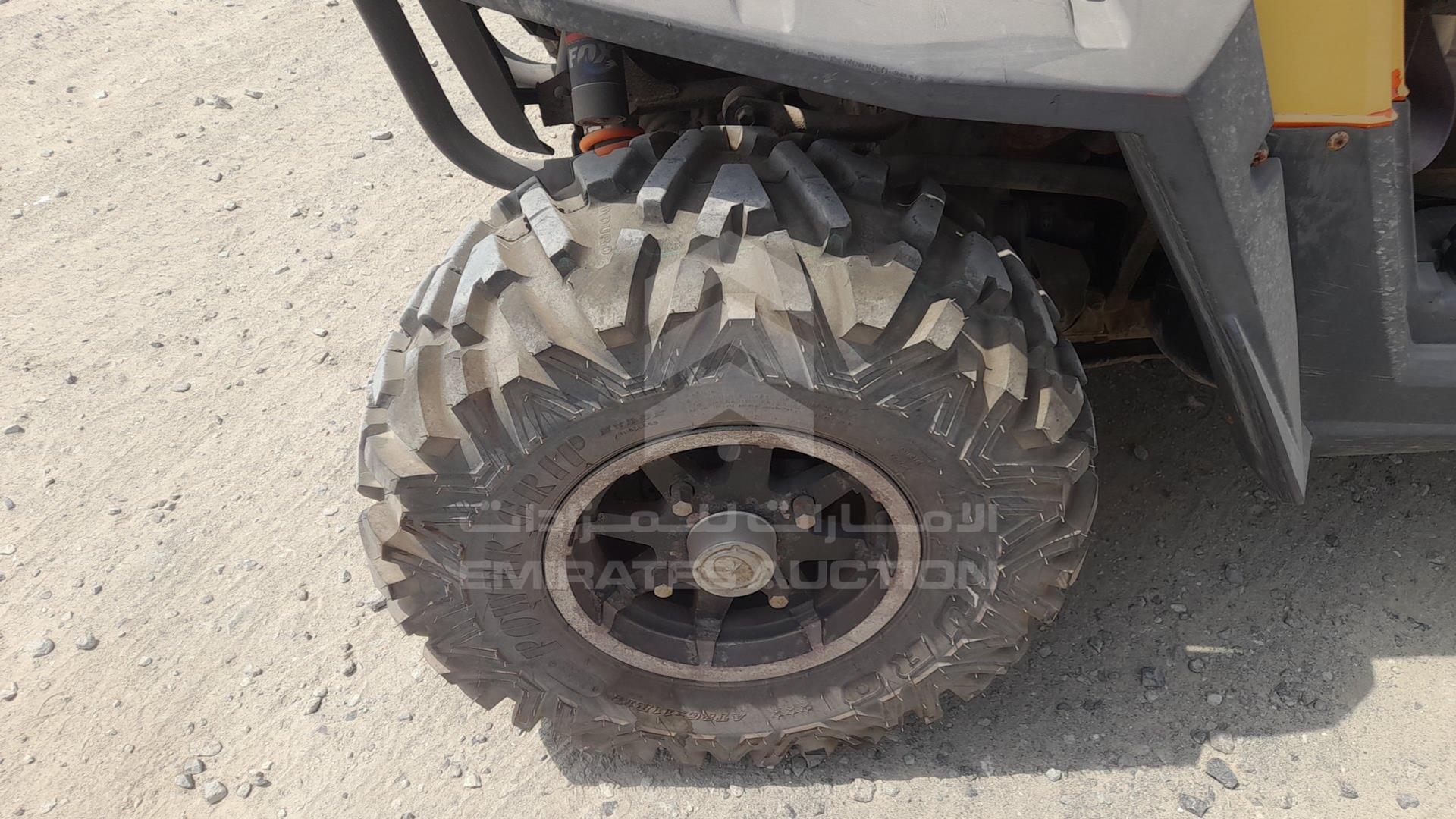 2010 POLARIS --- VIN: 4XAVH76A7AD827230