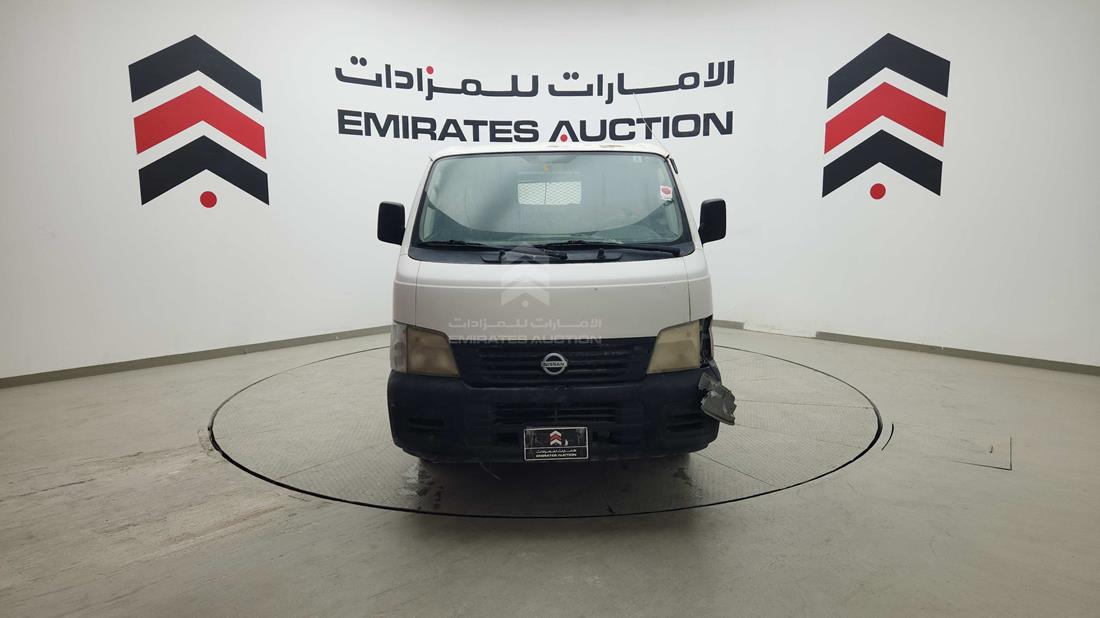 2005 Nissan Urvan — 360-degree view