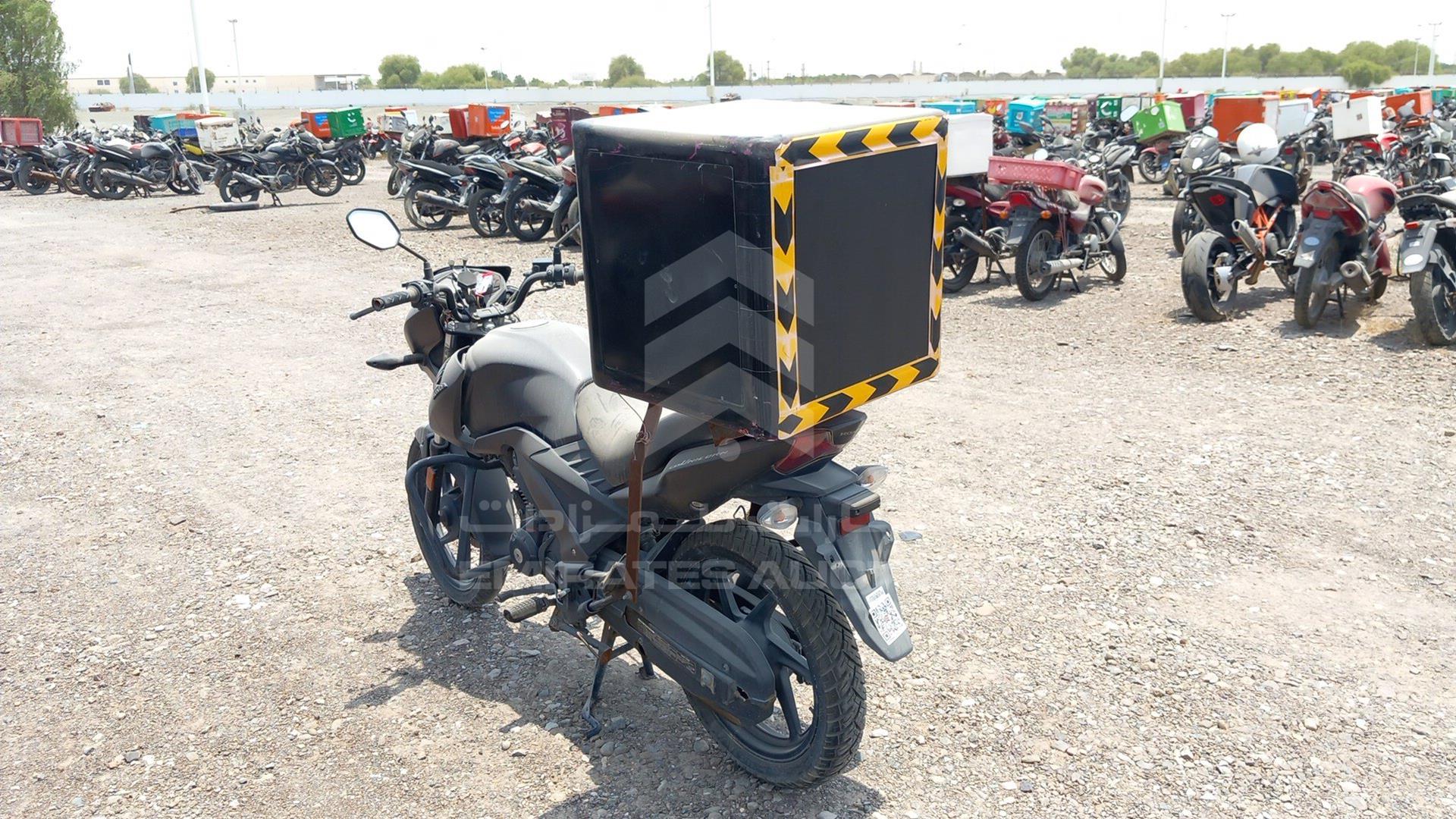 2021 HONDA UNICORN VIN: ME4KC20E4MA001311