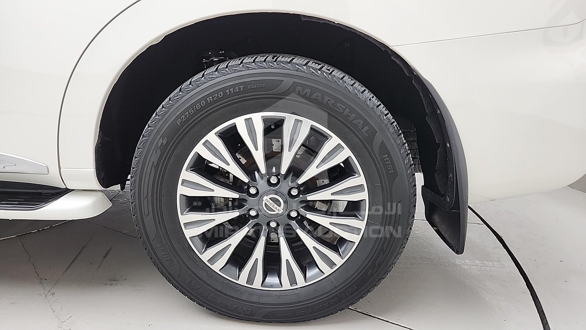 2017 NISSAN PATROL VIN: JN8AY2NY8H9304986