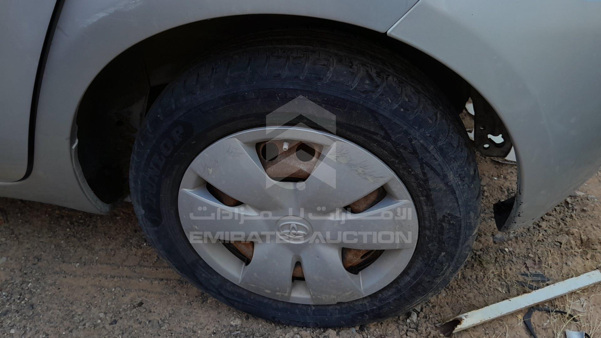 2008 TOYOTA YARIS VIN: JTDKW923585114707
