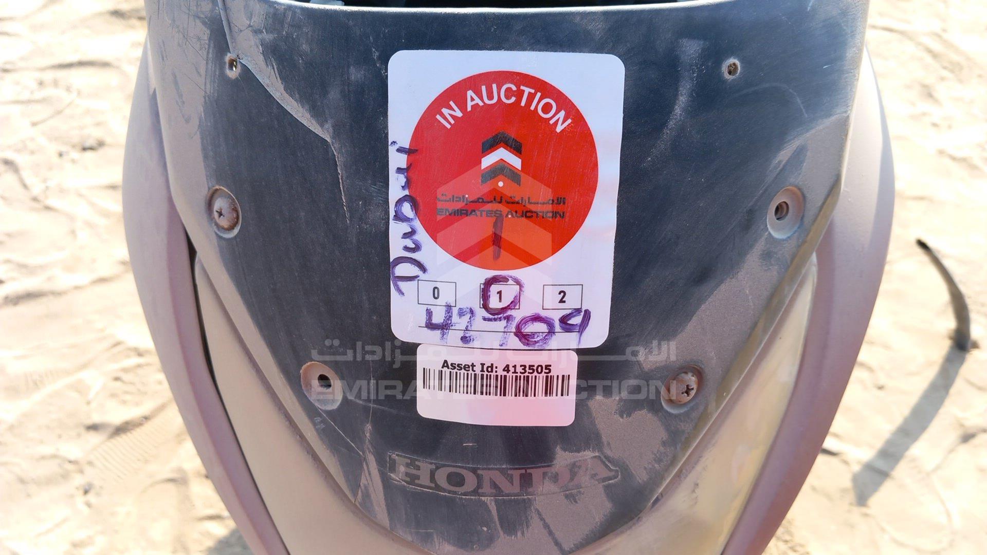 2018 HONDA MOTORBIKE VIN: ME4KC20B6J8001707