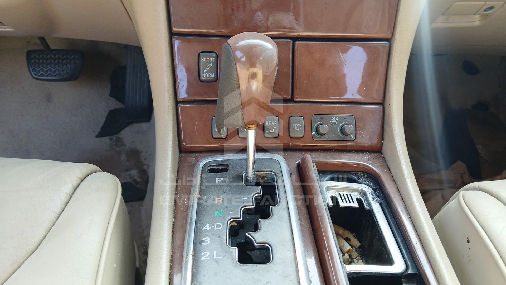 2001 LEXUS LS 430 VIN: JTHBN30F110047666