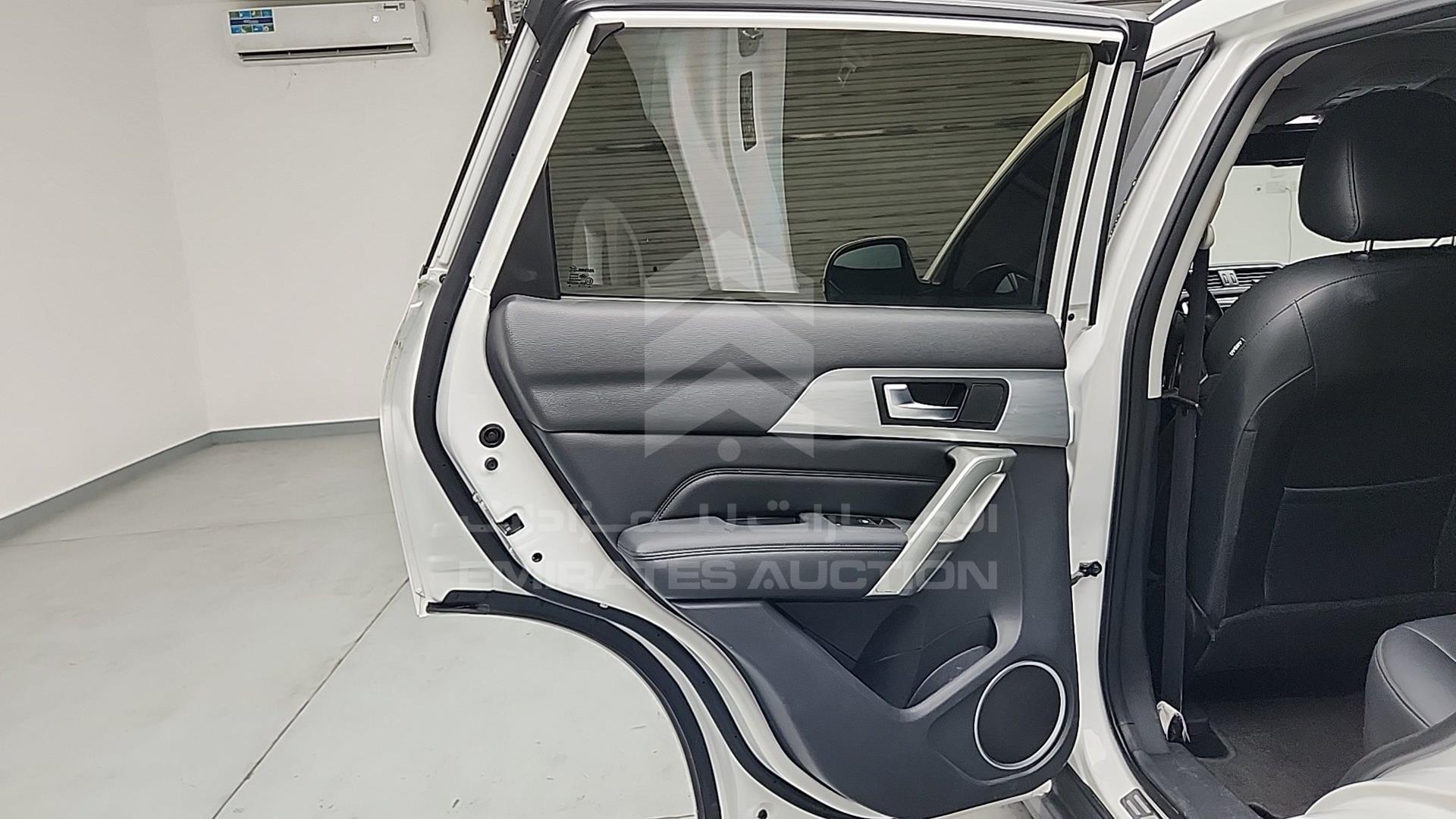 2018 HAVAL H2 VIN: LGWEE4A44JH903553