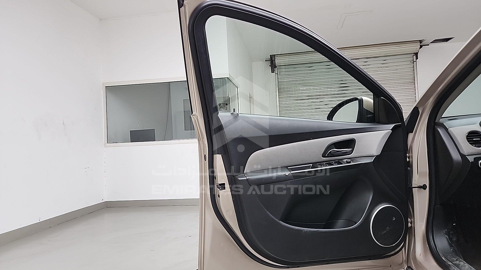 2012 CHEVROLET CRUZE VIN: KL1PJ5C50CK527195