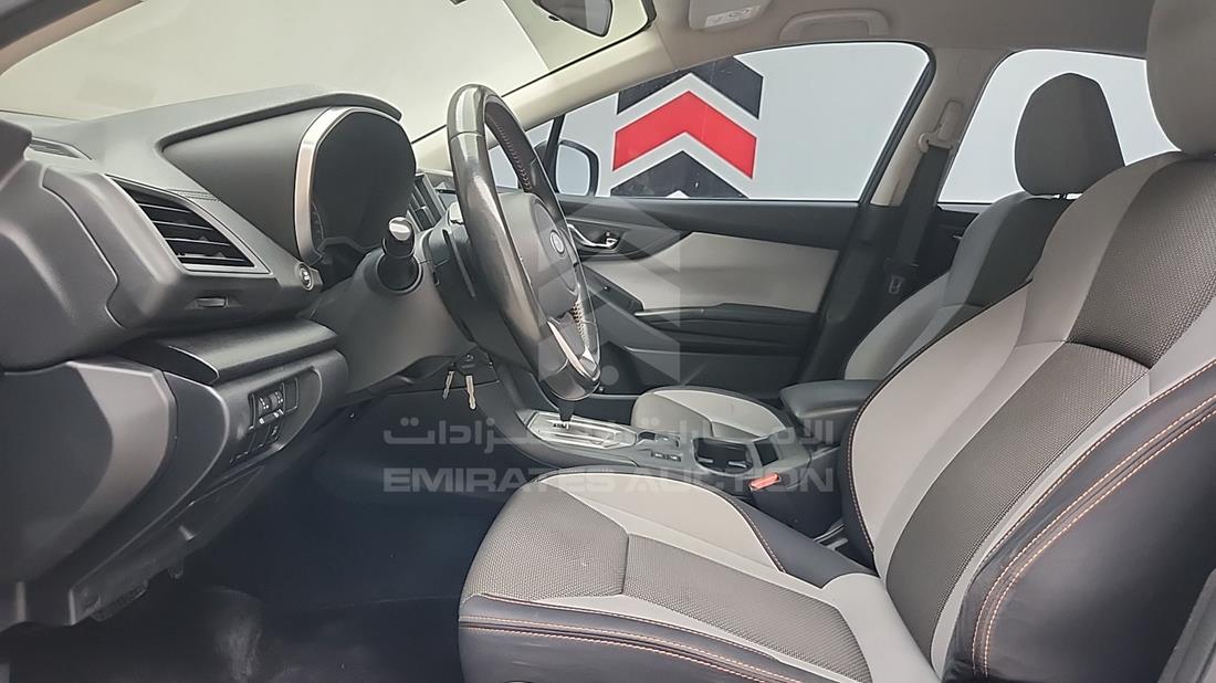 سوبارو XV 2.0 2019 — زاوية السائق الأمامية اليسرى — صورة 14