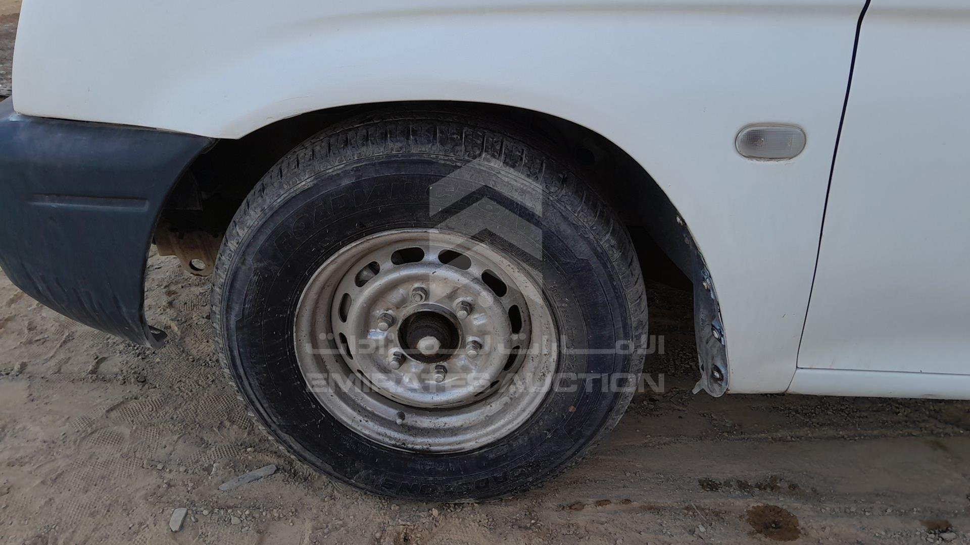 2005 MITSUBISHI L 200 VIN: MMBJNK6205D023027