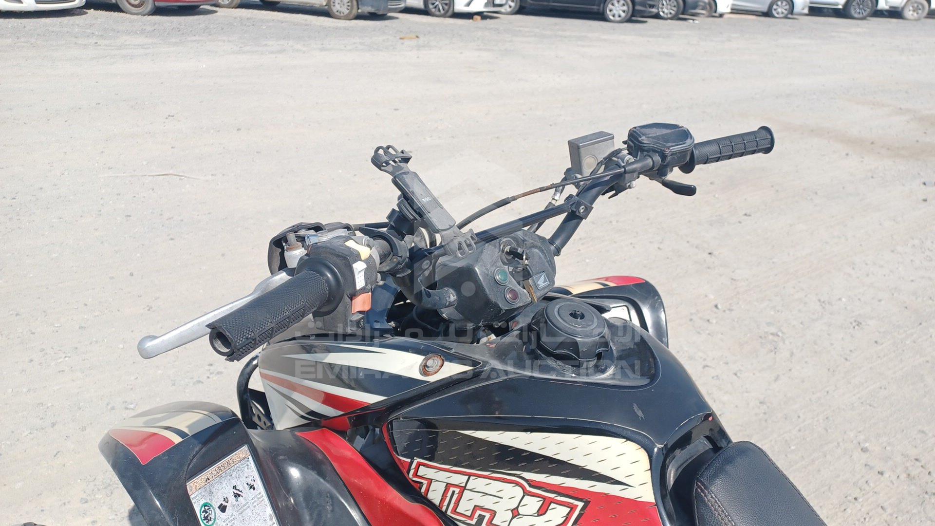 0 HONDA TRX VIN: JH2TE32086K008199