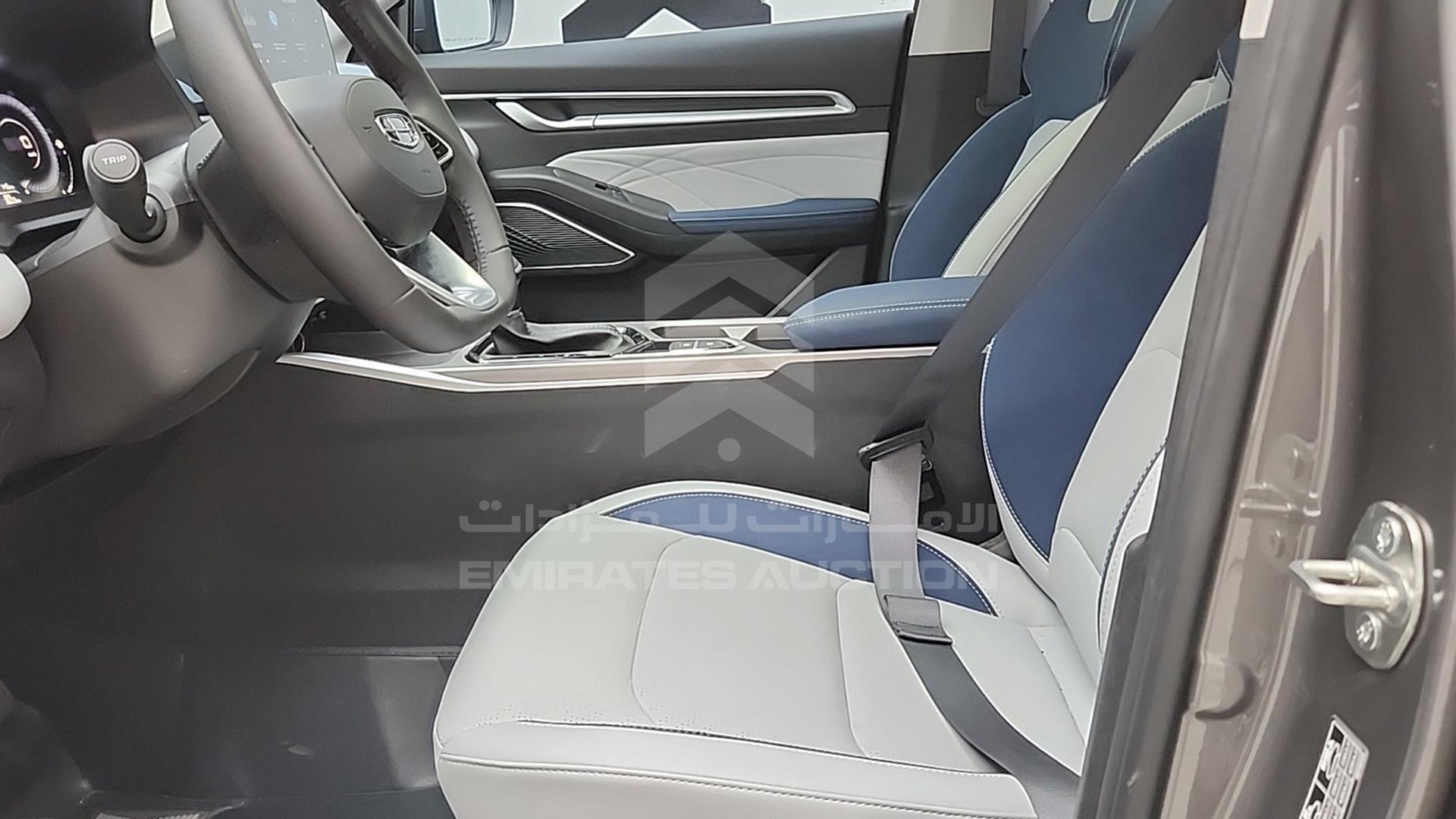 2024 GEELY EMGRAND VIN: LB3F31S2XRG023141