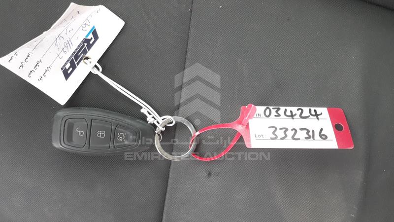 1FMCU0F70EUC03424 Auction: EmiratesAuction Lot: 405470 1FMCU0F70EUC03424 Ford Escape 2014 BLACK Photo 5