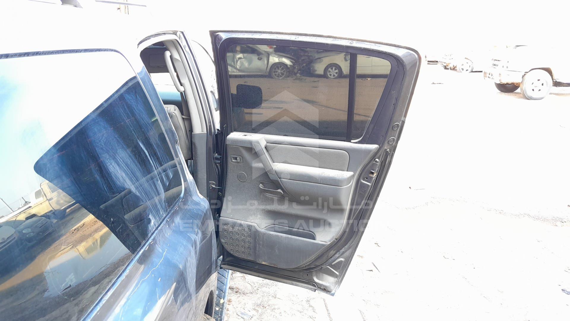 2005 NISSAN ARMADA VIN: 5N1AA08B75N735586
