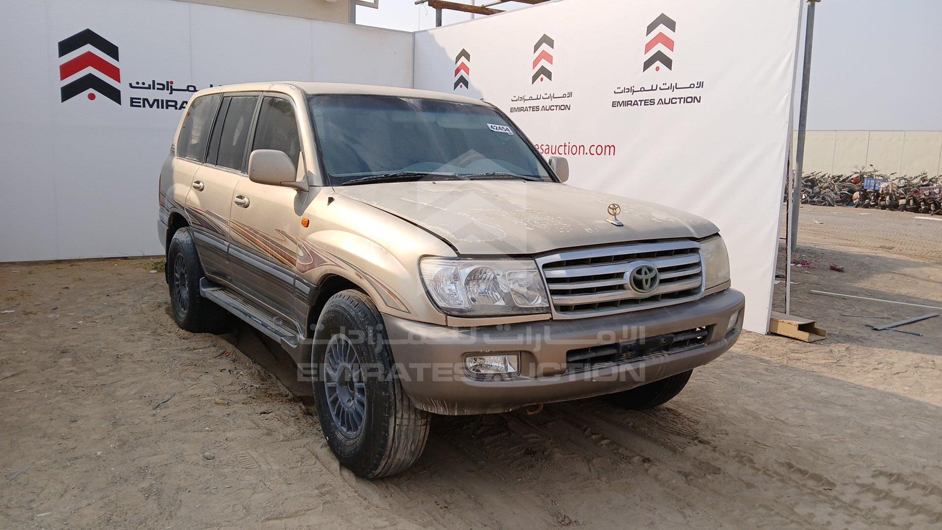 2005 TOYOTA LAND CRUISER VIN: JTEHJ09J455111569