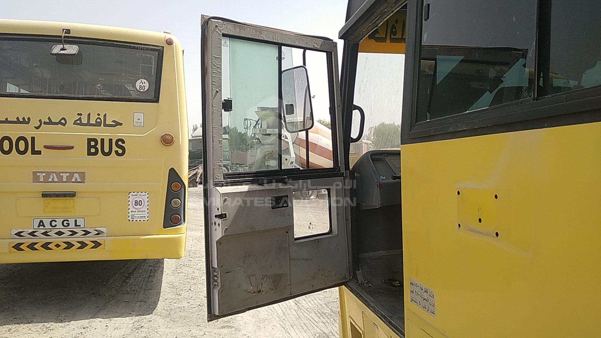 2014 TATA LPO1618 VIN: MAT449253E0L00973