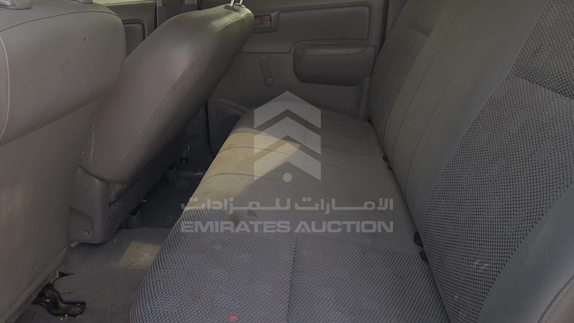 2007 TOYOTA HILUX VIN: MR0EX12G572301980