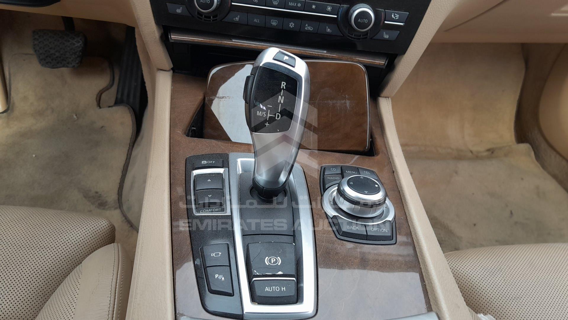 2009 BMW 740 LI VIN: WBAKB41039CY45684