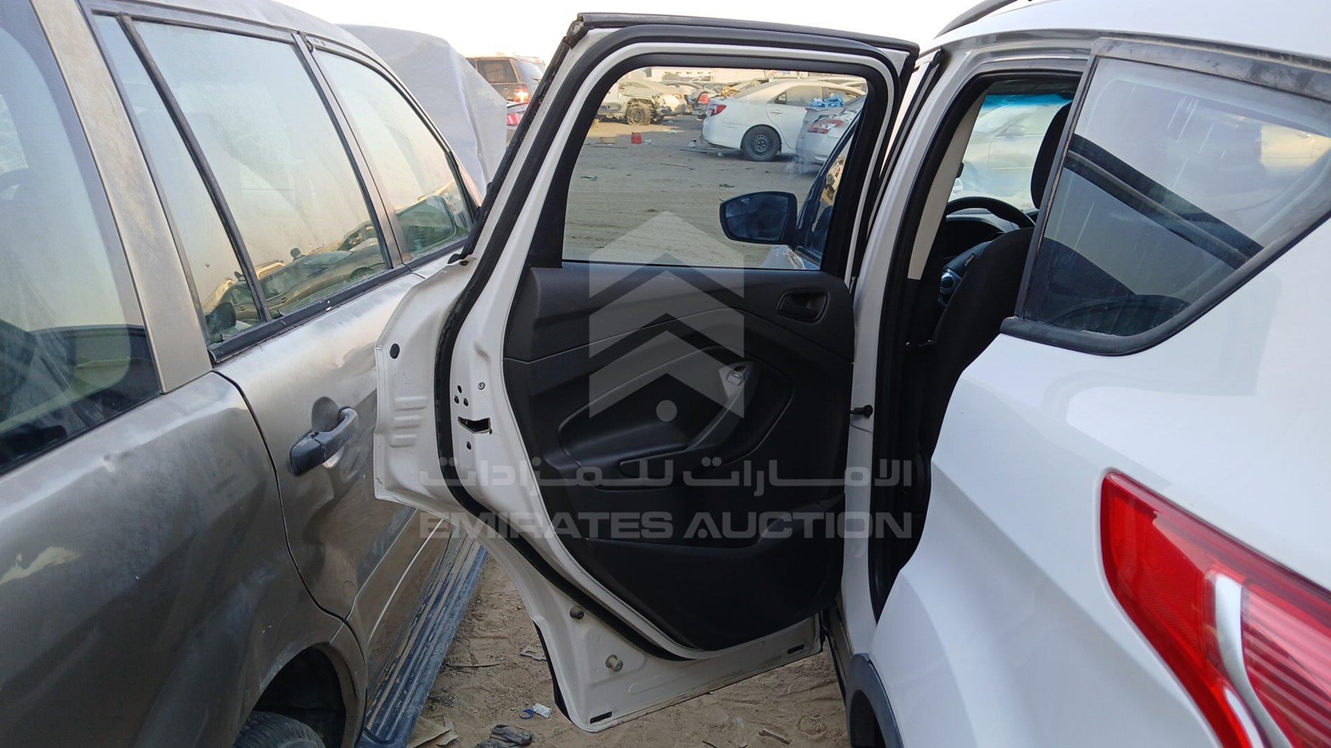 2014 FORD ESCAPE VIN: 1FMCU0F70EUE31424