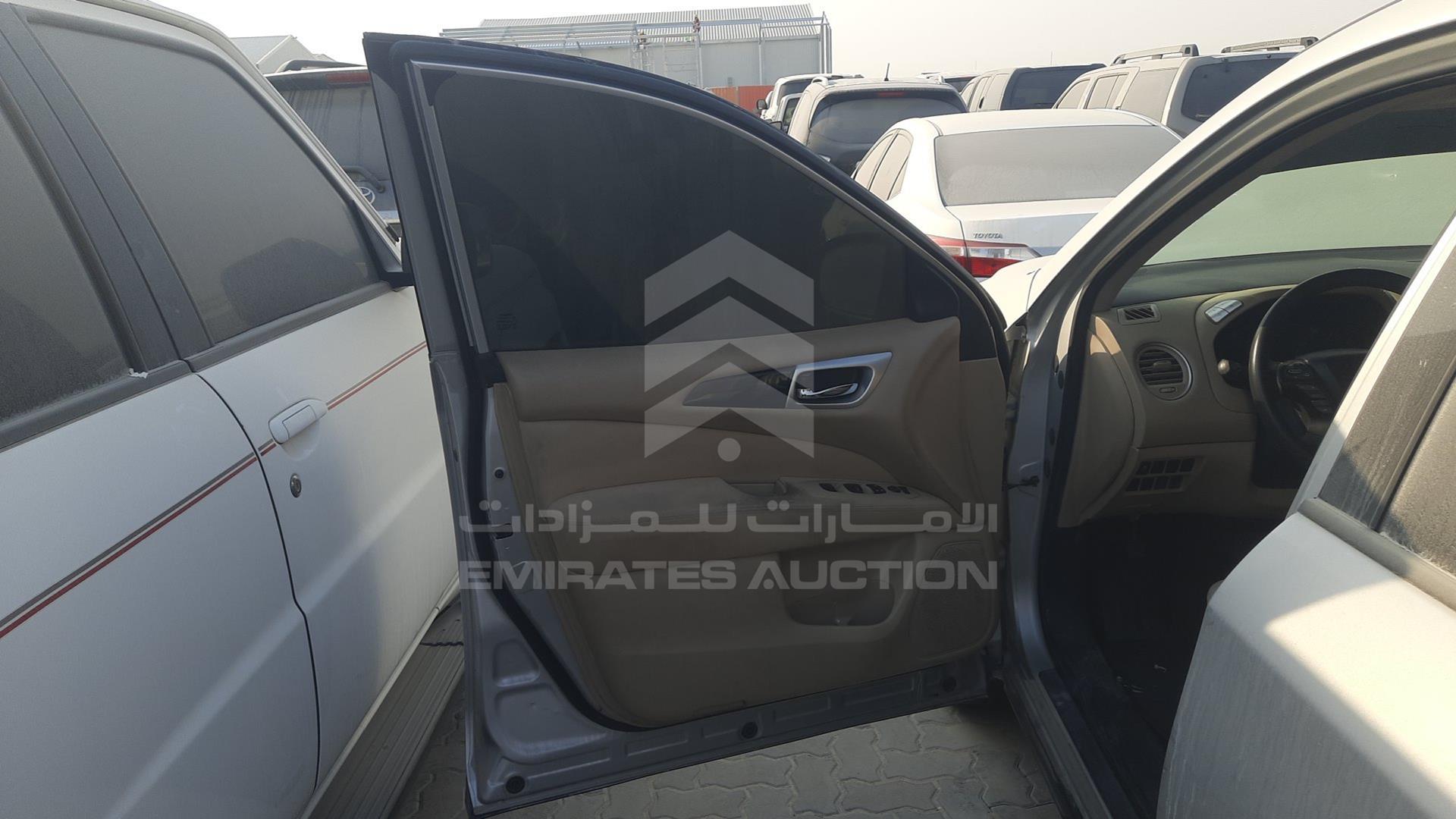 2016 NISSAN PATHFINDER VIN: 5N1AR2M50GC648132