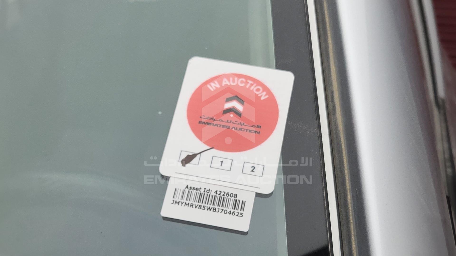 2011 MITSUBISHI PAJERO VIN: JMYMRV85WBJ704625