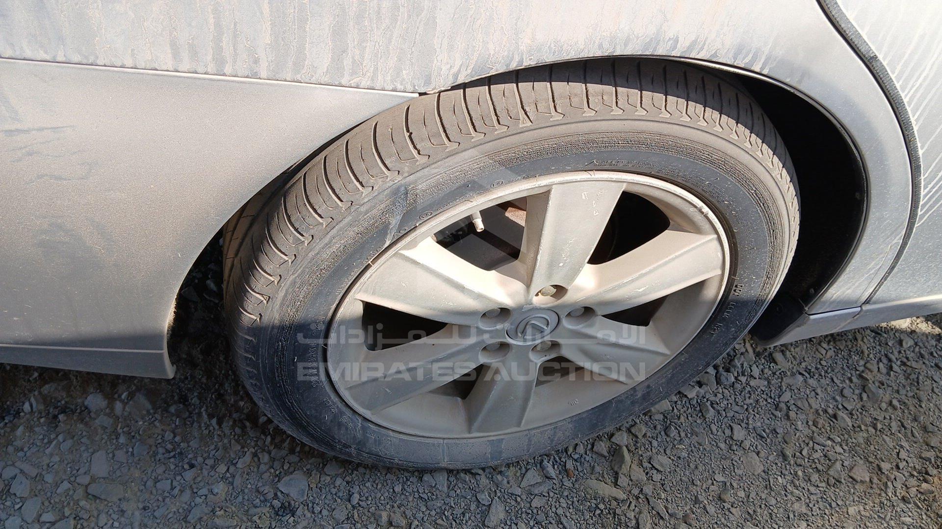 2005 LEXUS ES 330 VIN: JTHBA30GX65151698