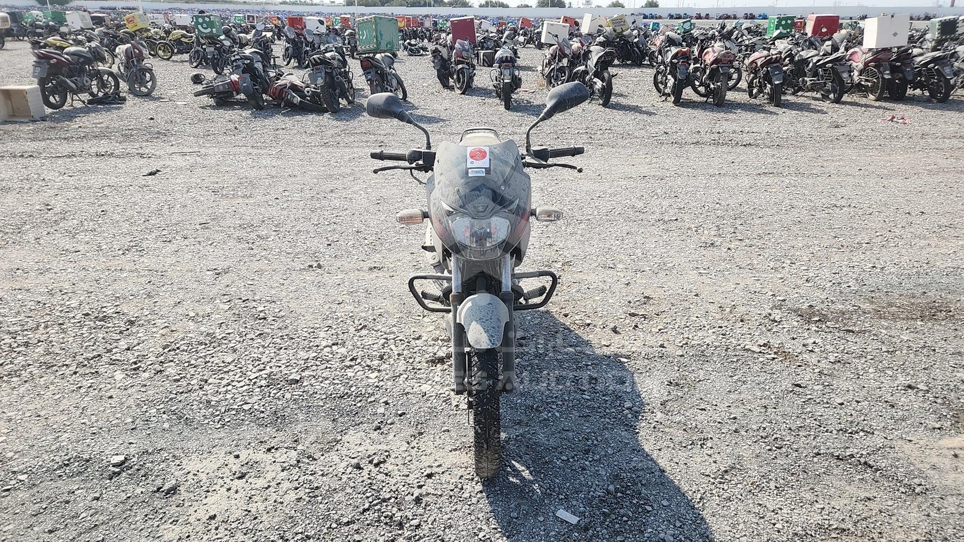 0 BAJAJ PULSAR VIN: MD2A11CXXLCF05205