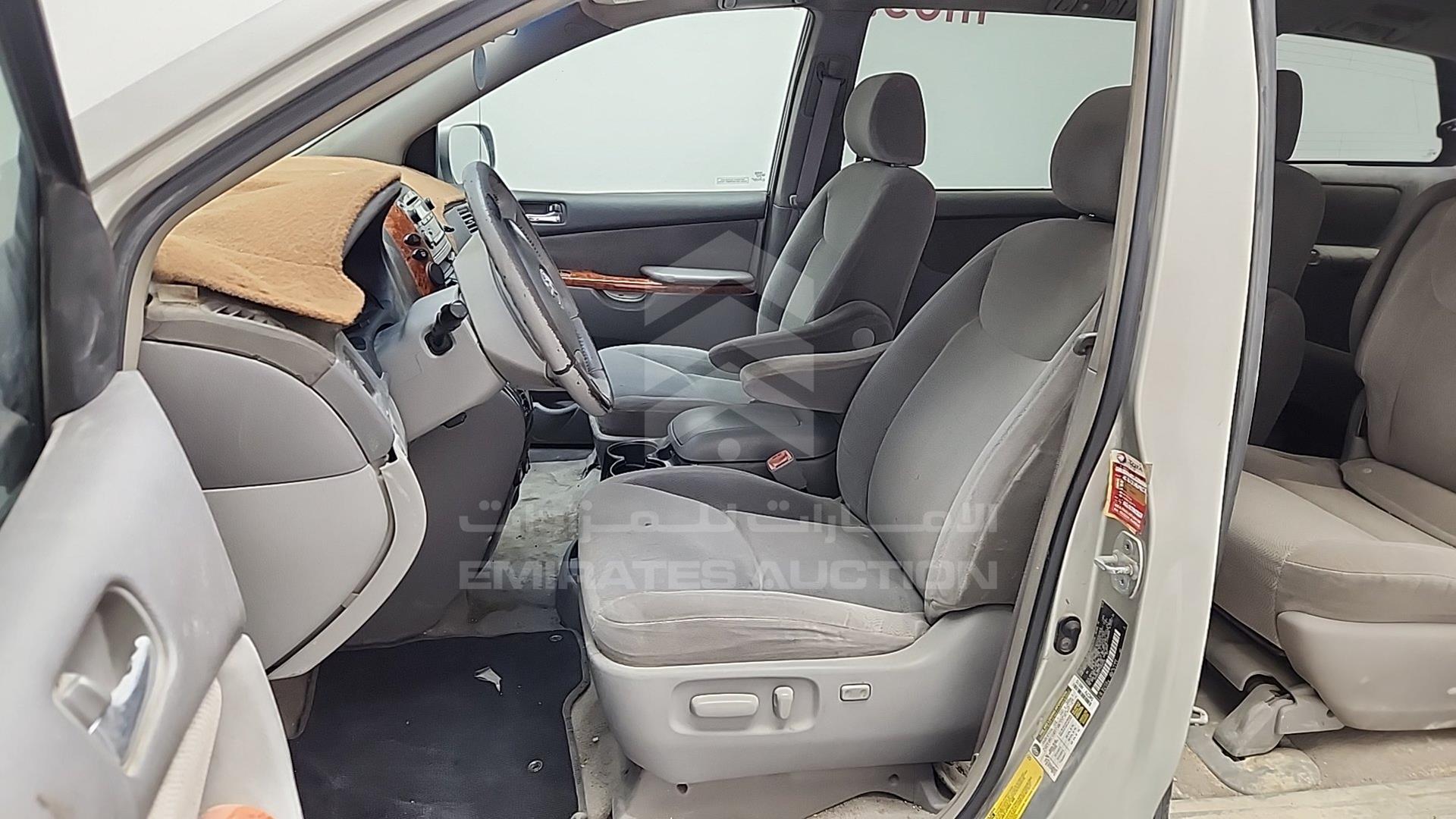 2007 TOYOTA SIENNA VIN: 5TDZK22C77S008334