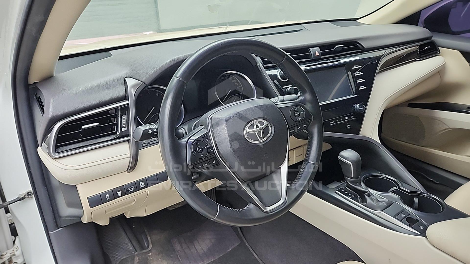 2019 TOYOTA CAMRY VIN: JTNBF4HK8K3029182