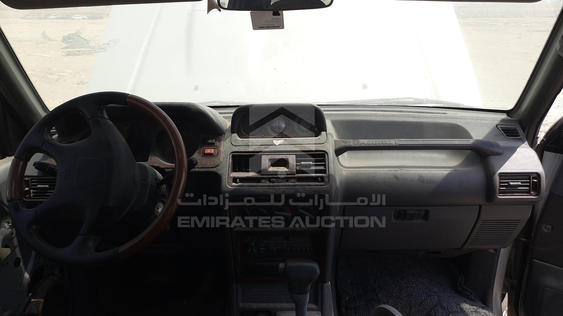2000 MITSUBISHI PAJERO VIN: JMY0RV230YJ704792