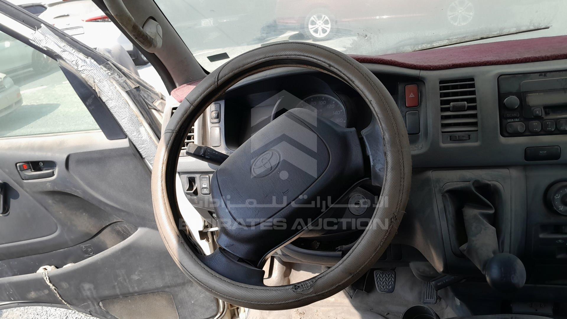 2011 TOYOTA HIACE VIN: JTGJX02P9B5021450