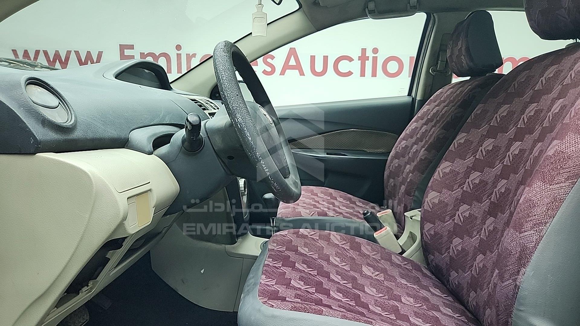2008 TOYOTA YARIS VIN: JTDBW923681093552