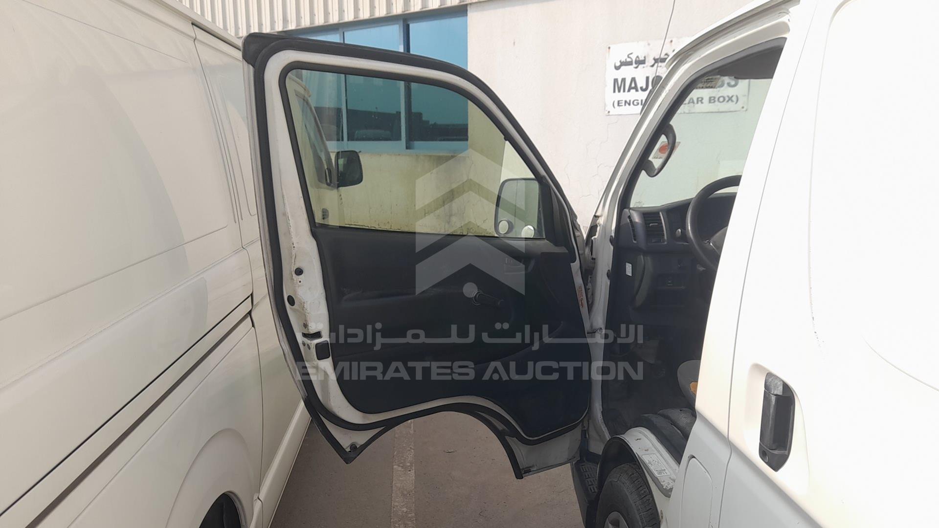 2016 TOYOTA HIACE VIN: JTFHX02P3G0105867
