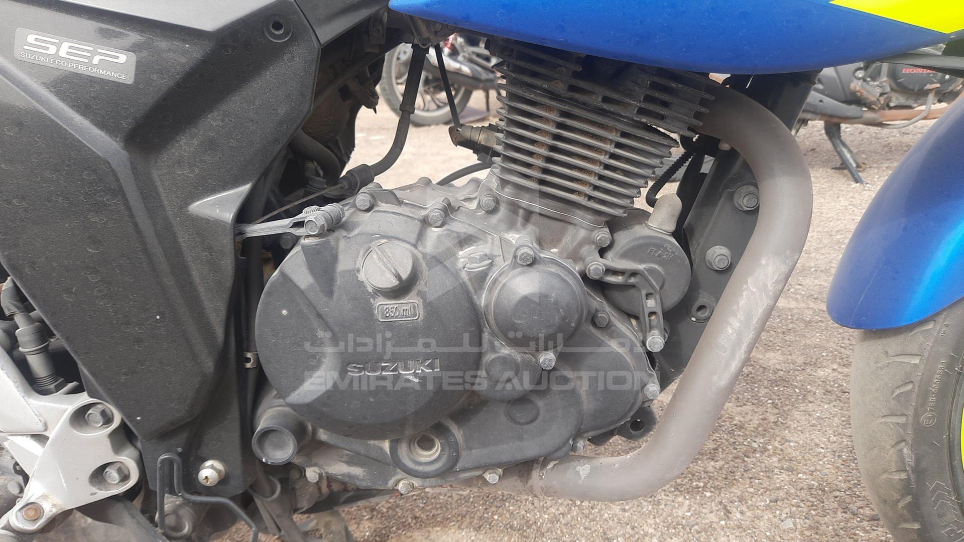 2021 SUZUKI MOTORBIKE VIN: MB8ED13B1M8100493