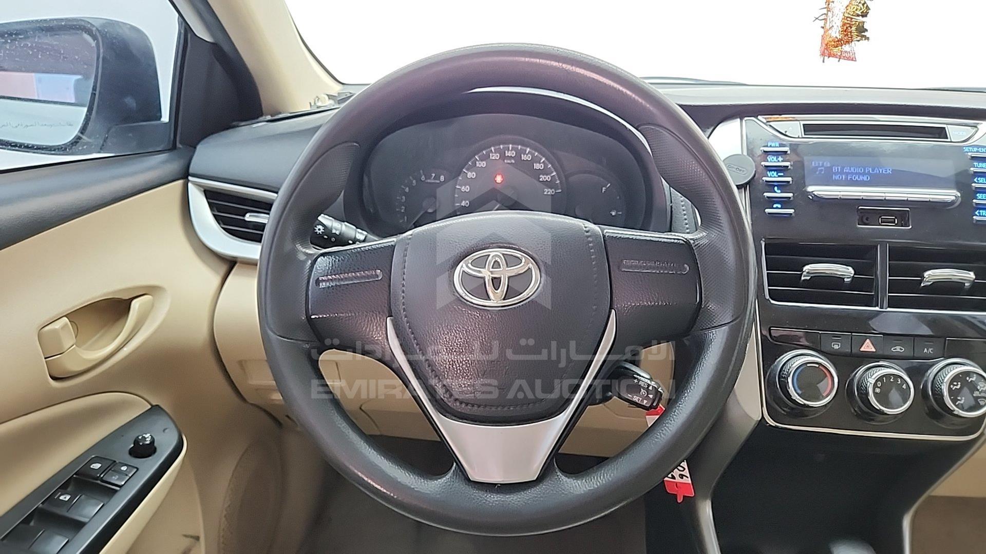 2019 TOYOTA YARIS VIN: MHFB29F31K2043606