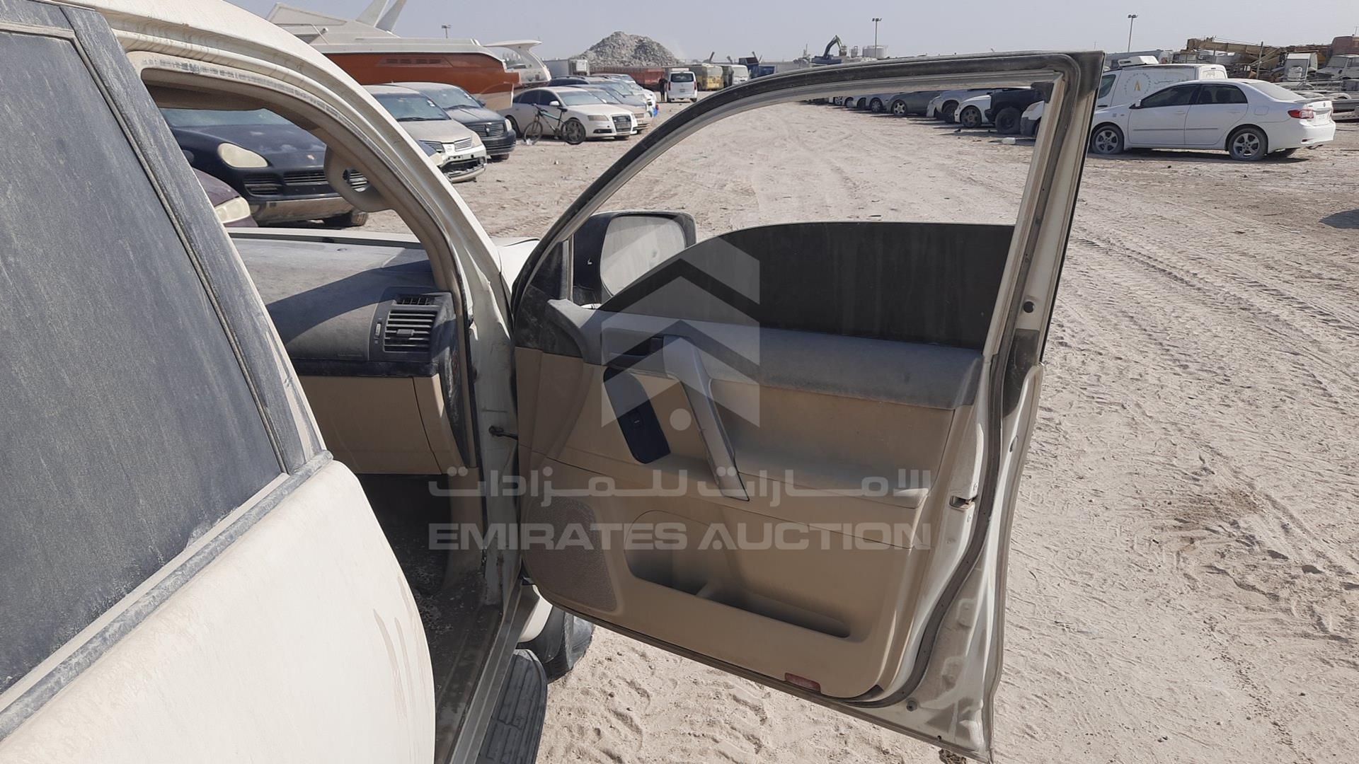 2015 TOYOTA PRADO VIN: JTEJU9FJ5F5068945
