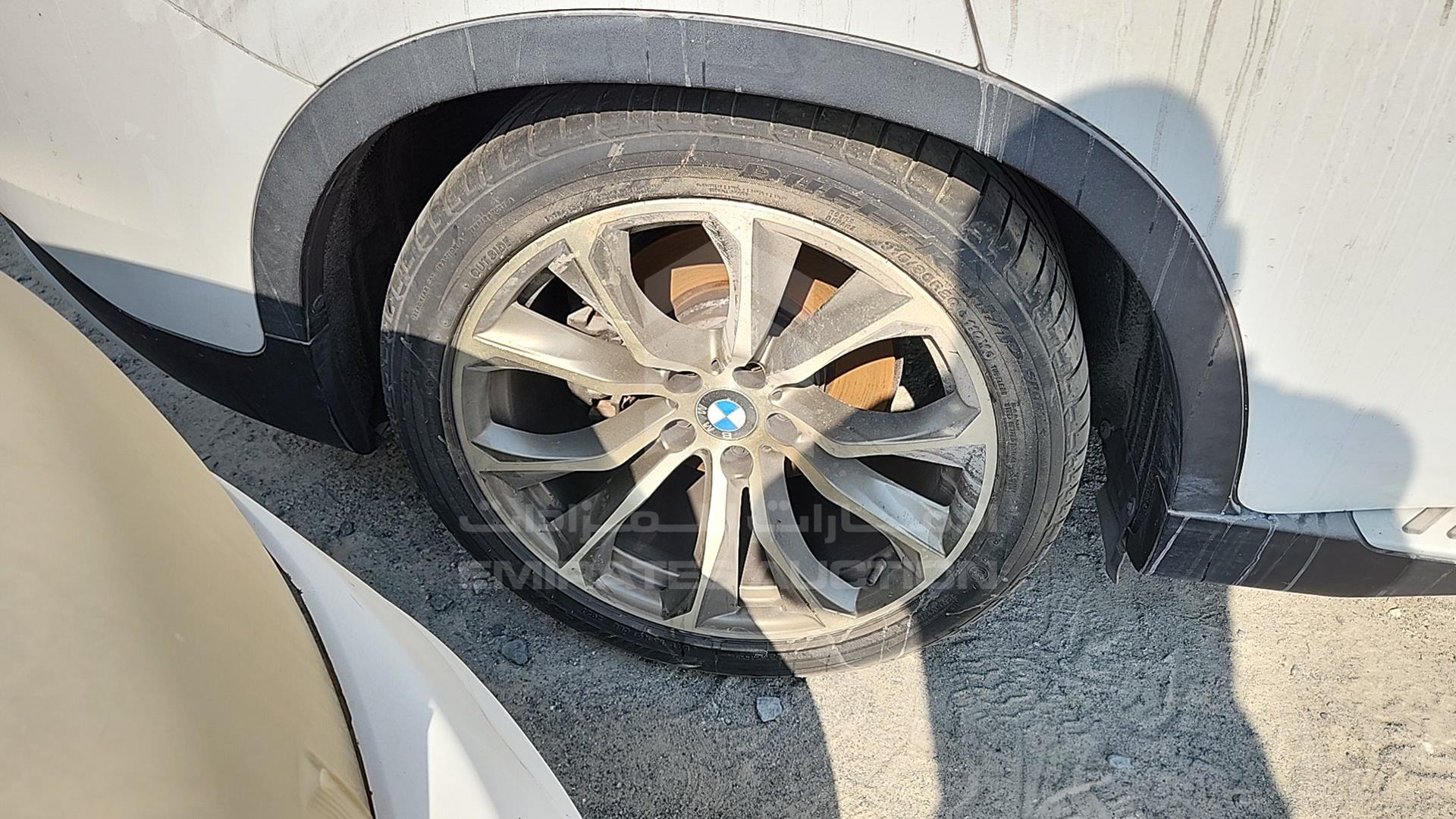 2015 BMW X6 VIN: WBAKU6102F0G58264