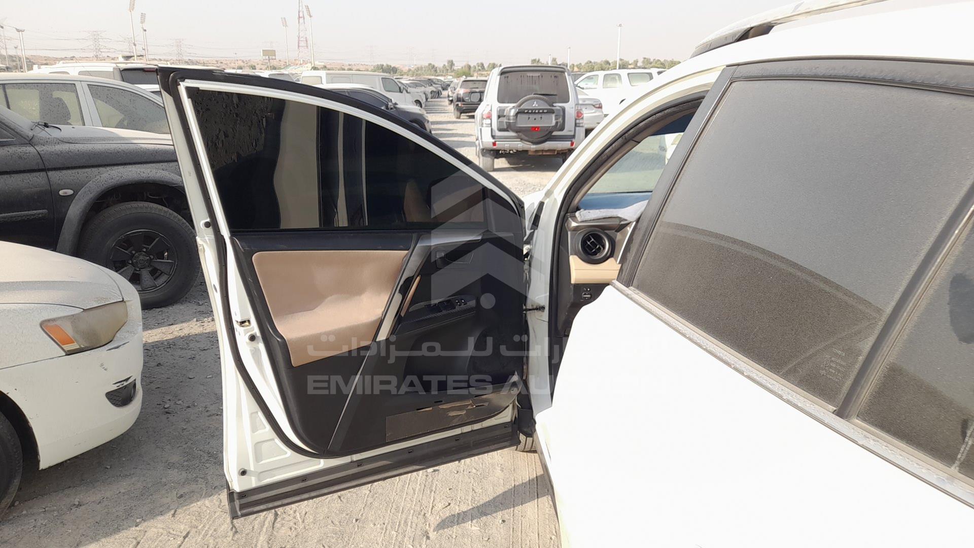 2014 TOYOTA RAV-4 VIN: JTMBF9EV4ED074909