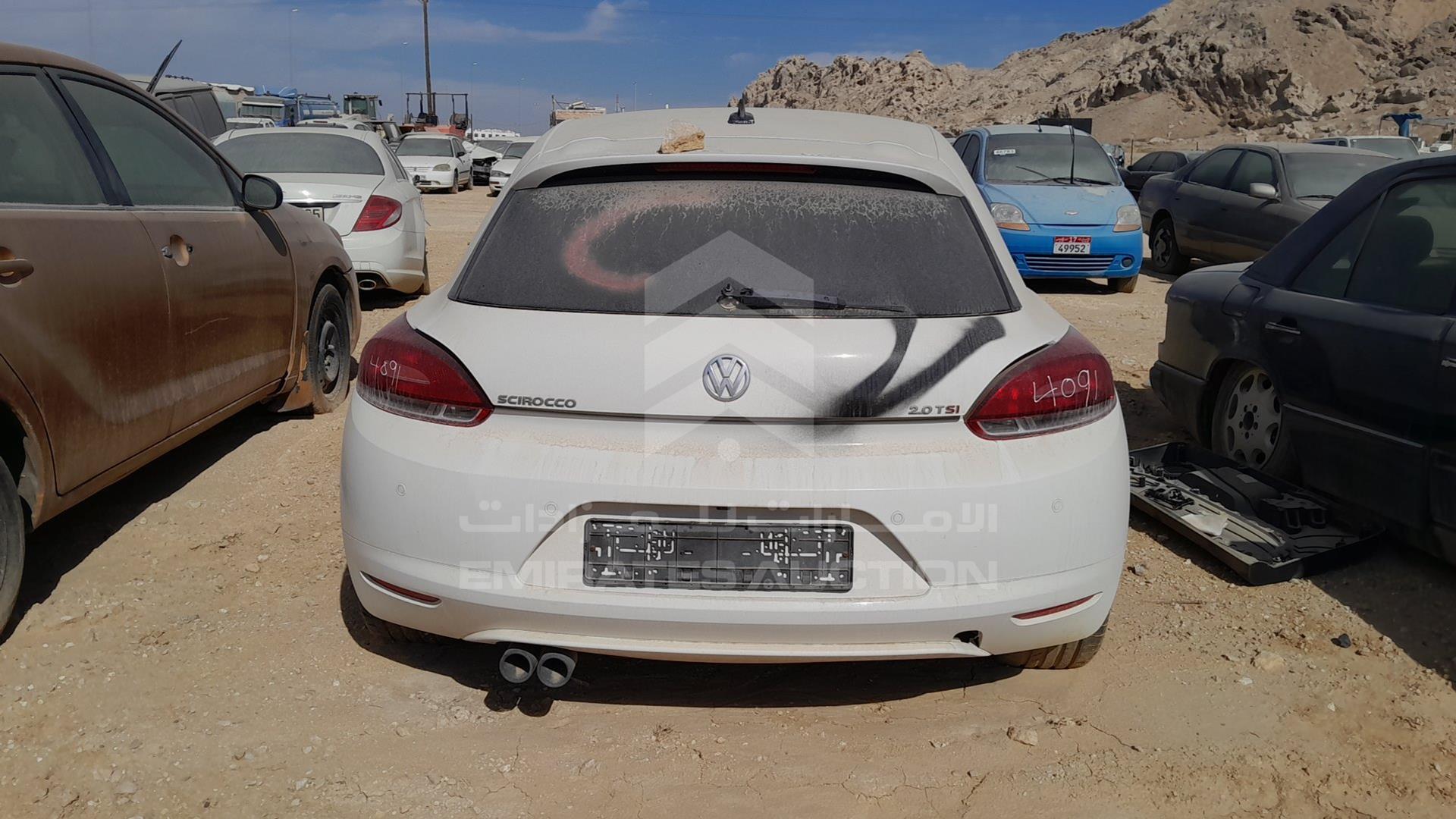 2011 VOLKSWAGEN SCIROCCO VIN: WVWBE2136BV000038