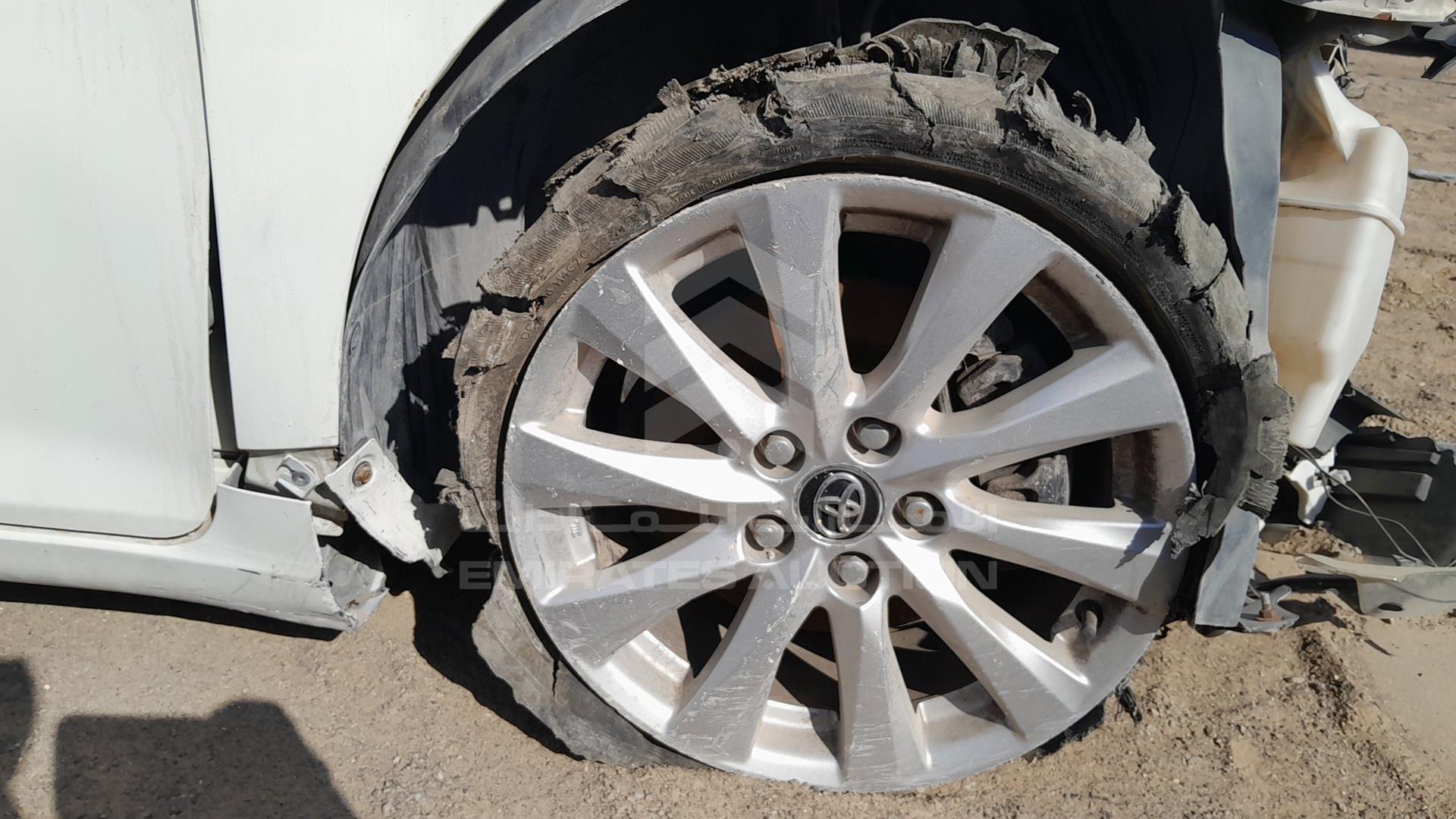 2015 TOYOTA CAMRY VIN: 6T1BF9FK3FX569493