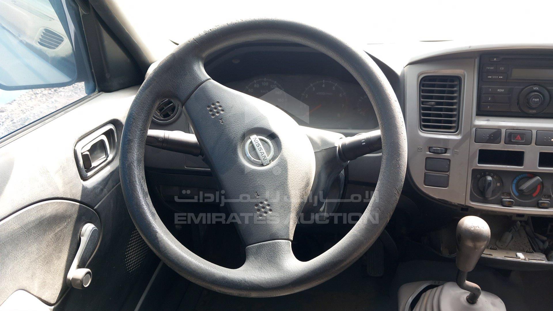 2013 NISSAN URVAN VIN: JN6AE54S7DX030010