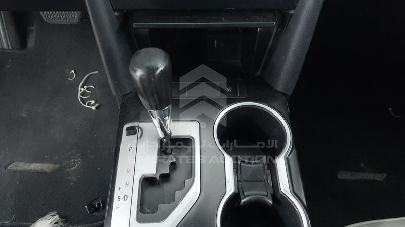 6T1BF9FK0HX697032 Auction: EmiratesAuction Lot: 404487 6T1BF9FK0HX697032 Toyota Camry 2017 WHITE Photo 17