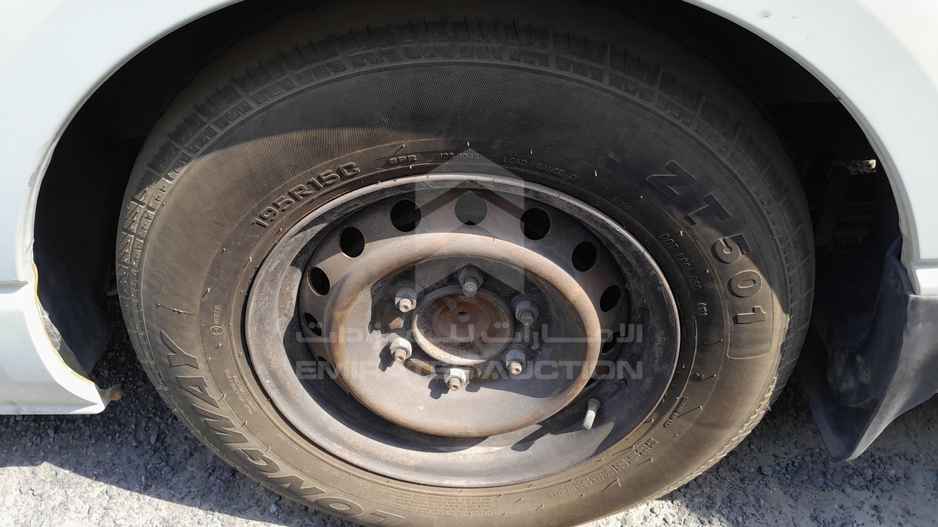 2011 TOYOTA HIACE VIN: JTGJX02P9B5021450