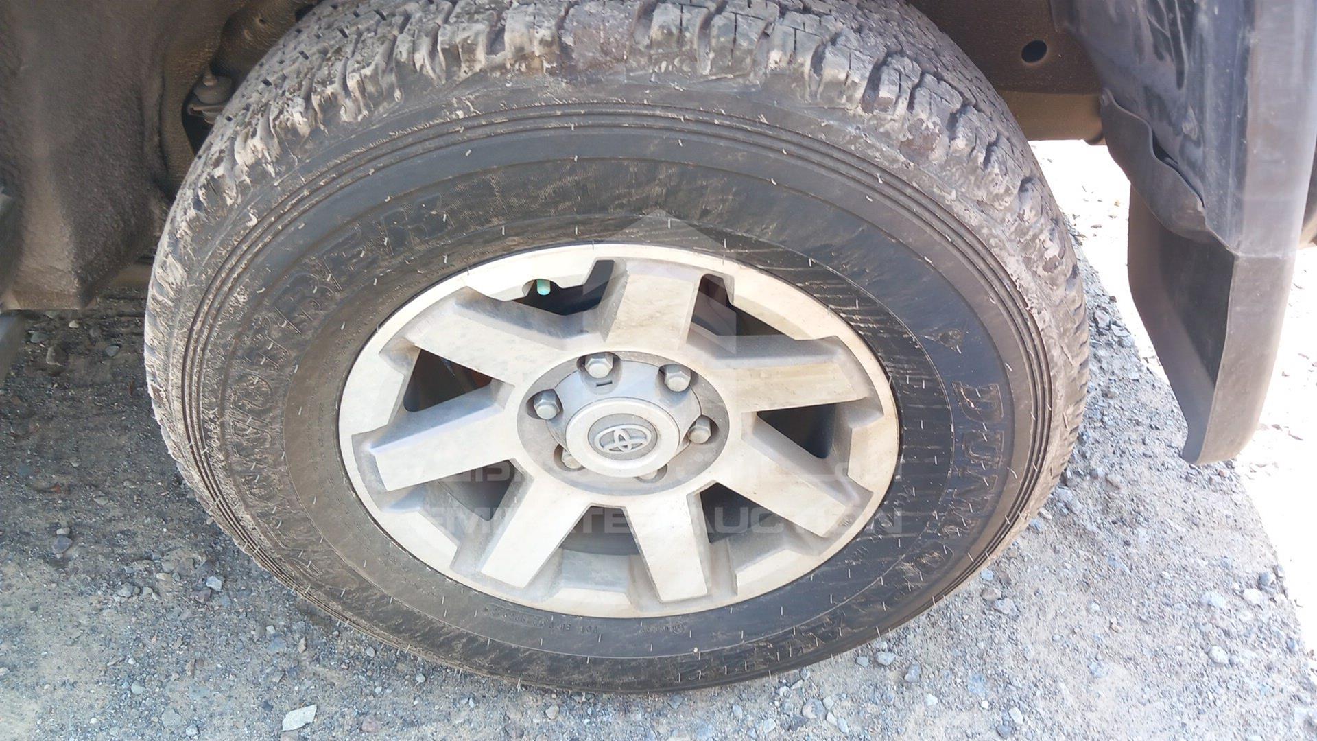 2022 TOYOTA FJ CRUISER VIN: JTEBU11F6NK266863