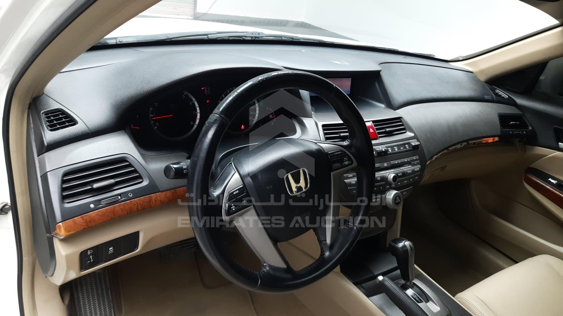 2011 HONDA ACCORD VIN: JHMCP2673BC405133