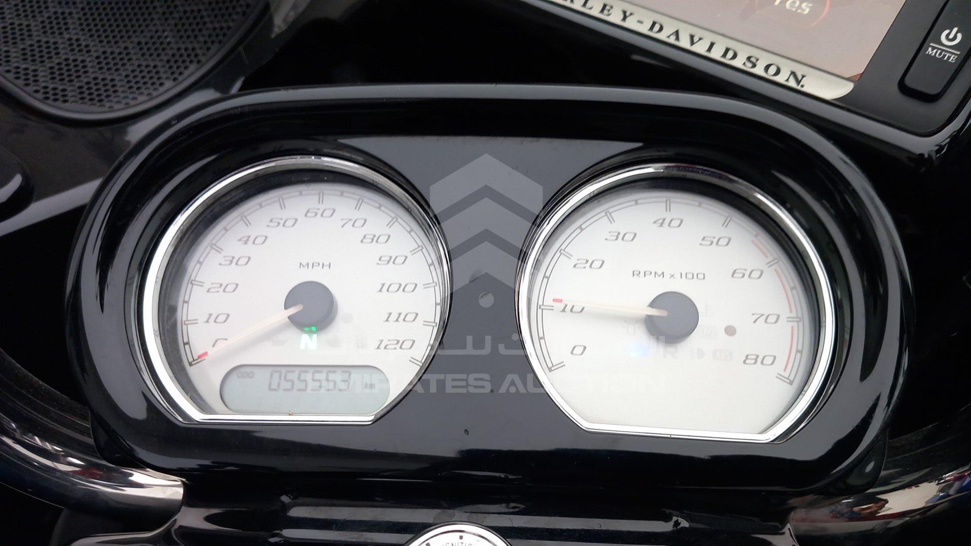 2015 HARLEY-DAVIDSON FLHXS VIN: 1HD1KTM13FB628746
