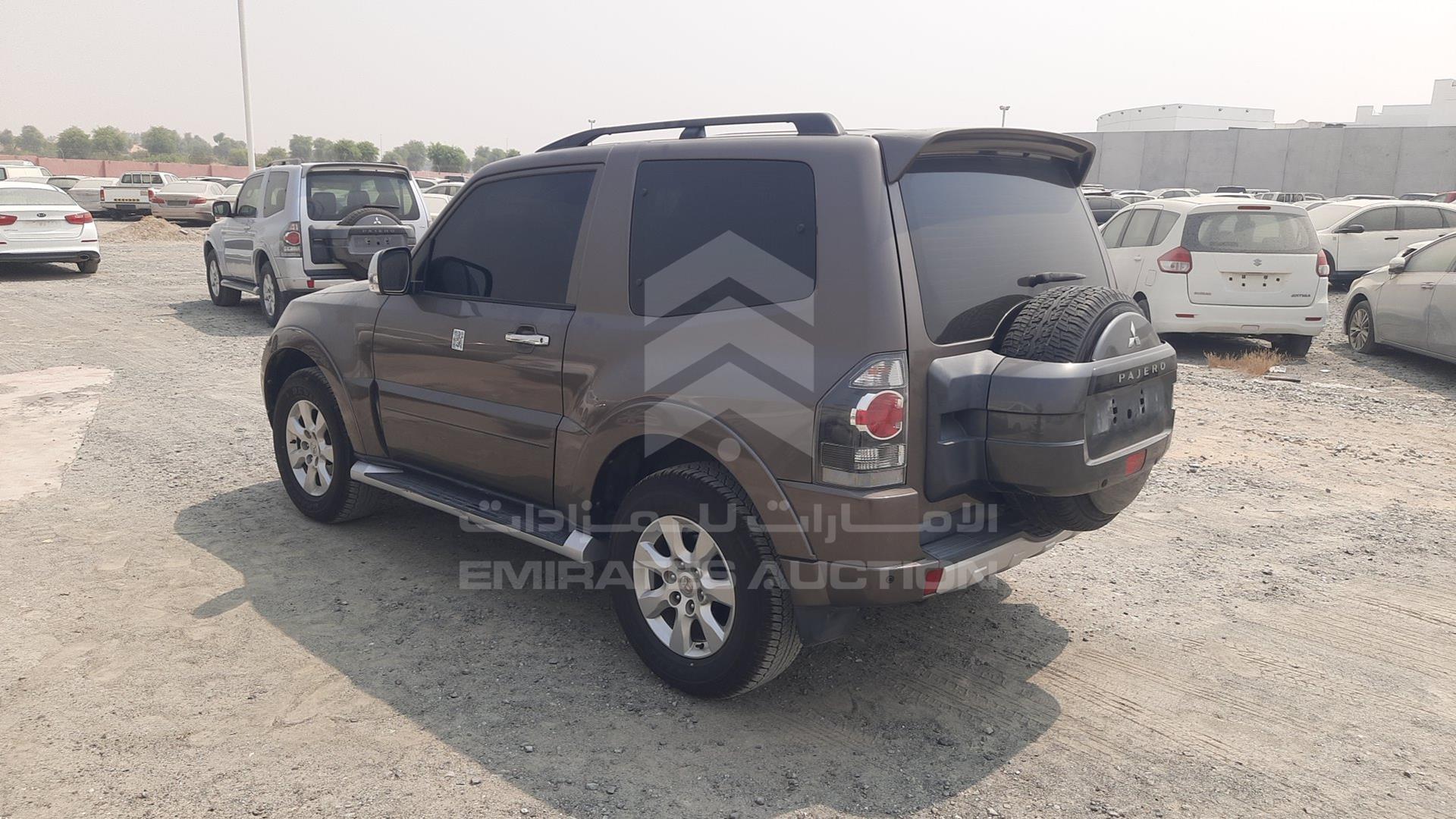 2016 MITSUBISHI PAJERO VIN: JMYMRV85WGJ725010