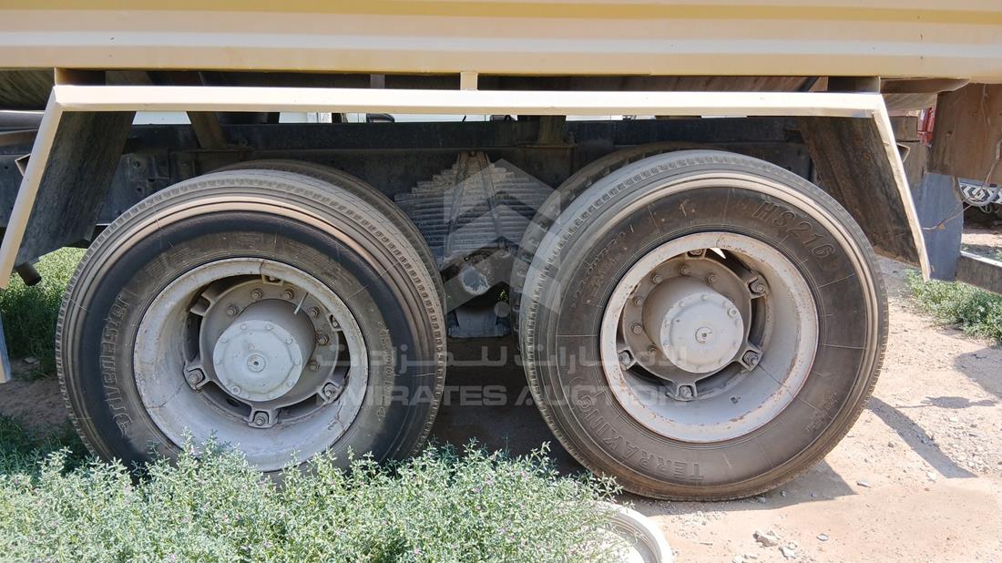 1995 Mercedes 2624 — Rear Left Tyre — Photo 27
